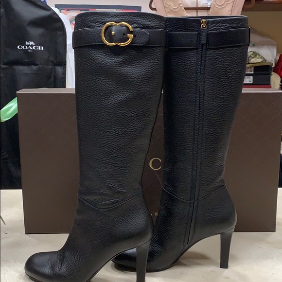 GUCCI CELLARIUS Black Pebbled Leather Boots - Picture 4 of 8